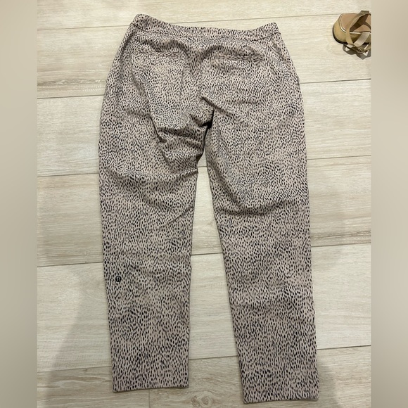 Lululemon Dottie dash draw string pants - Picture 3 of 4